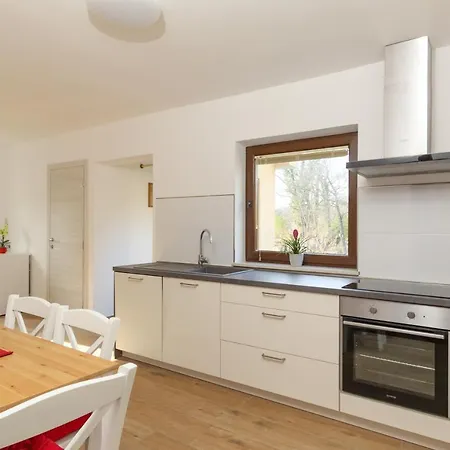 Apartmani Ravan Cernik  Buitenkant foto