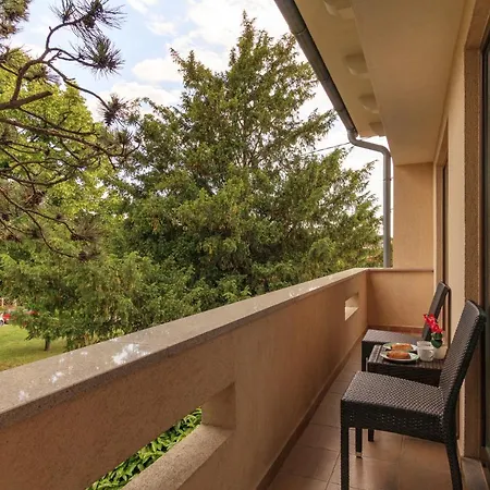 Apartmani Ravan Cernik  Buitenkant foto